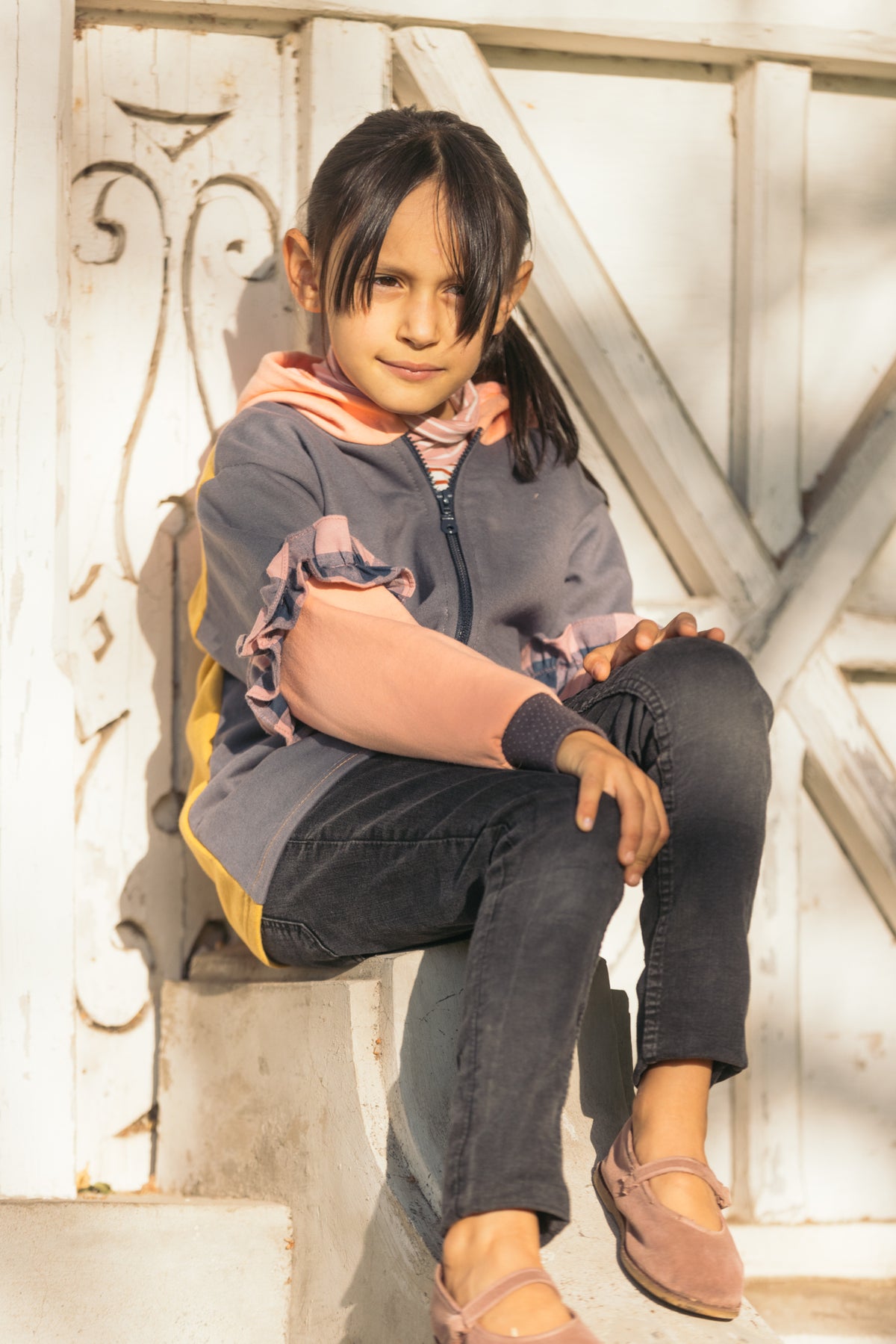 💸 Polerón Patio 6 y 8 años