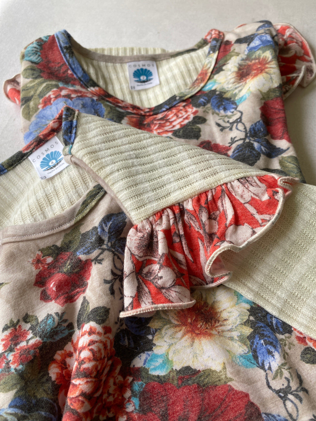 Polera Saturno Florido 2 y 4 años