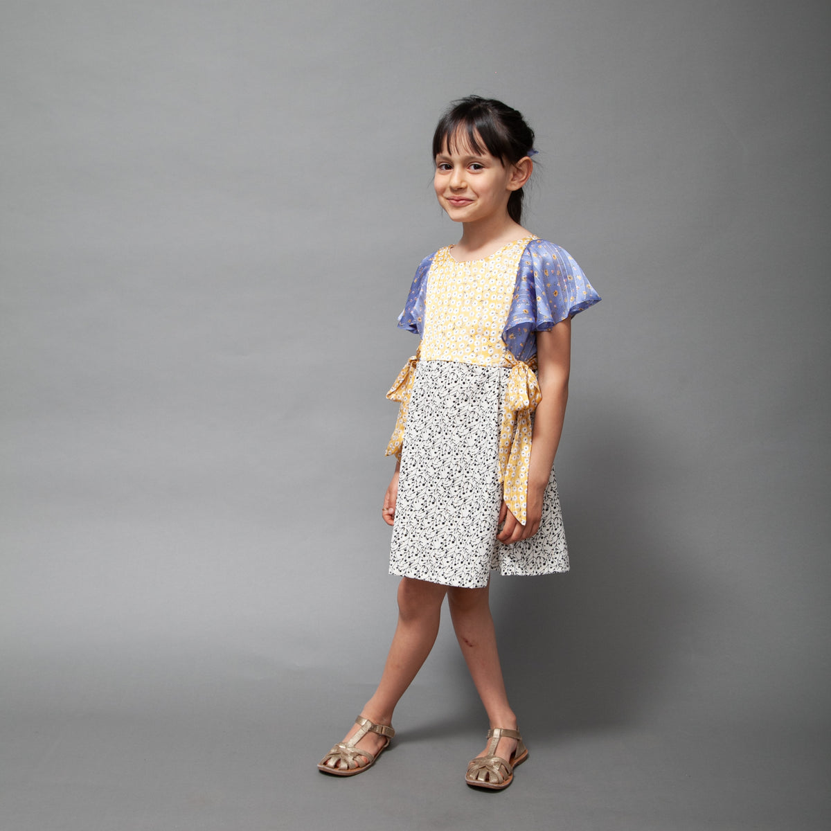 ÚLTIMO! 🌟 Vestido Viento 4 años